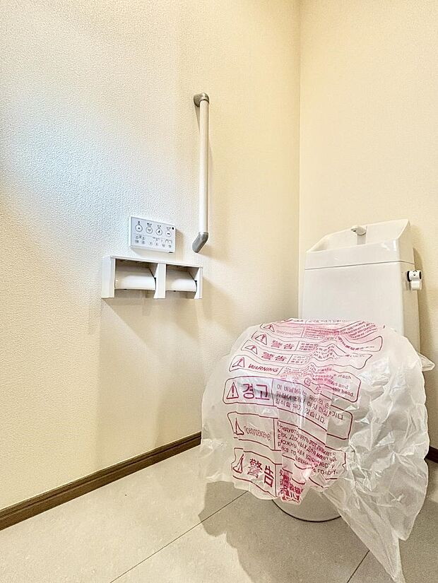 トイレは安心の2箇所!朝のバタバタも一安心です。