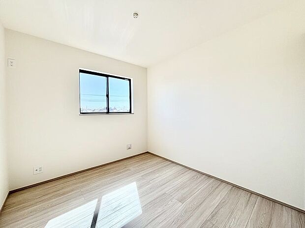 爽やかな日差しがお部屋全体を優しく包み込んでくれます