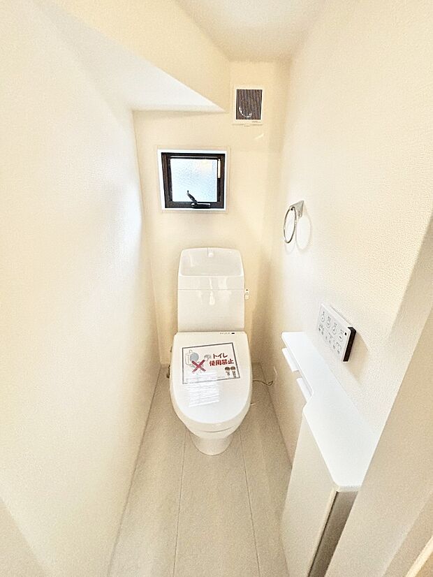 トイレは1階と2階それぞれに配置されていてとても便利です。