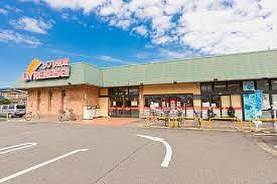スーパー 400m リブレ京成 三矢小台店