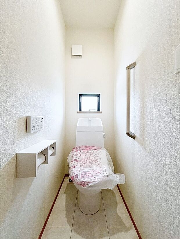 トイレは安心の2箇所!朝のバタバタも一安心です。