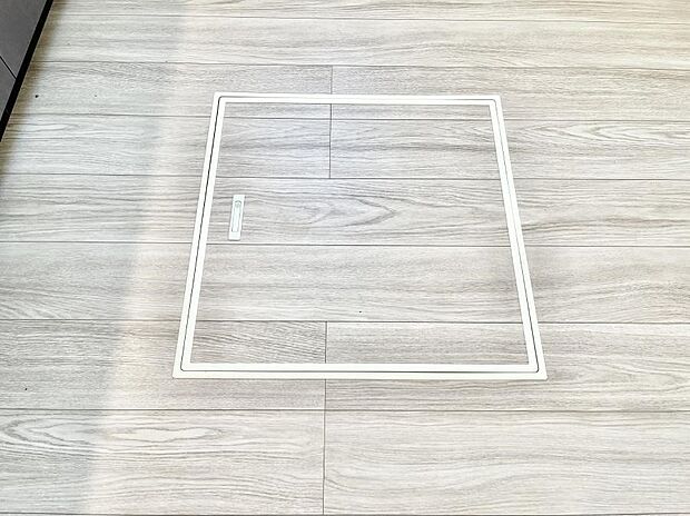 床下収納付き!日用品・非常用品の収納にも大活躍。
