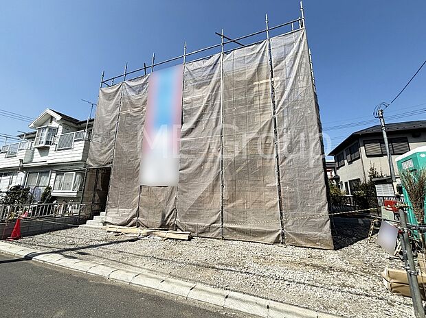 溢れる陽光でご家族の笑顔も輝く