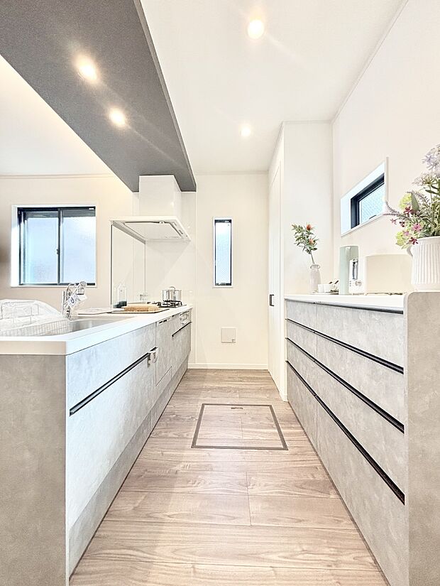 毎日使うキッチンだから、使いやすさ&お手入れのしやすさにこだわりました。