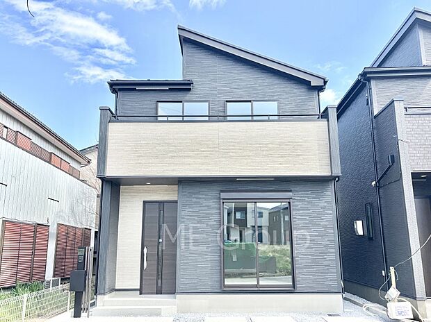 たっぷりの陽光と心地よい風が舞い込む住まい