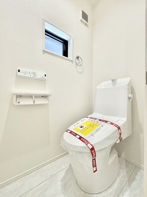 ウォシュレット付きトイレが1階と2階に配置されていてとても便利です。