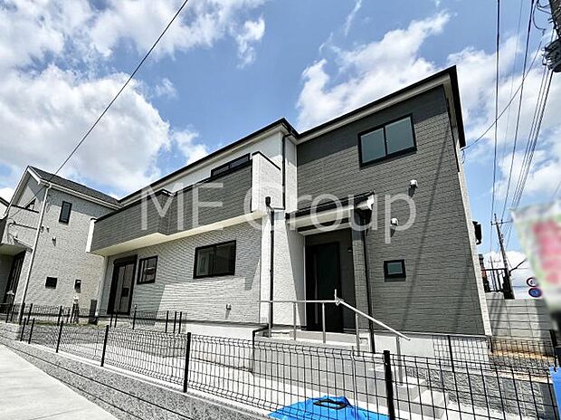 洗練された外観、上質な住空間が広がる室内は永く安心して過ごせる住居です。