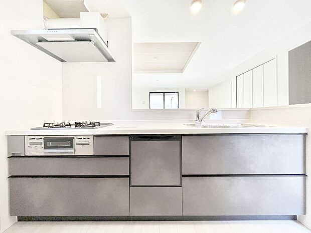 毎日使うキッチンだから、使いやすさ＆お手入れのしやすさにこだわりました。 