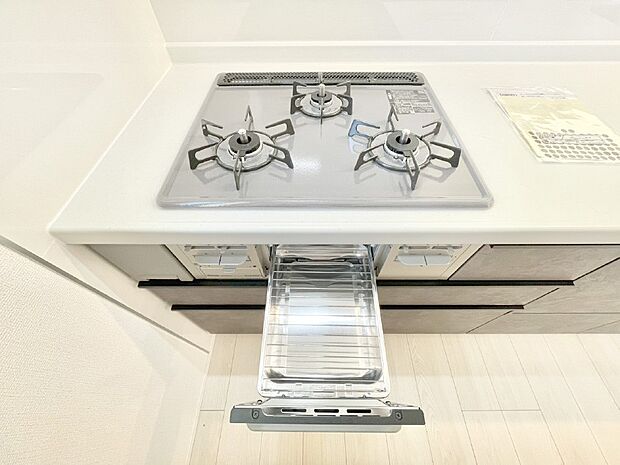 三口ガスコンロでお料理が一気にはかどりそう。  