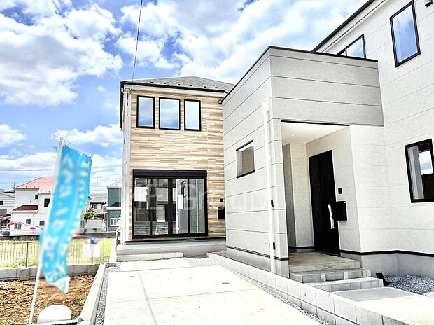 洗練された外観、上質な住空間が広がる室内は永く安心して過ごせる住居です。