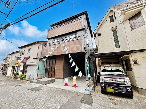 溢れる陽光でご家族の笑顔も輝く 