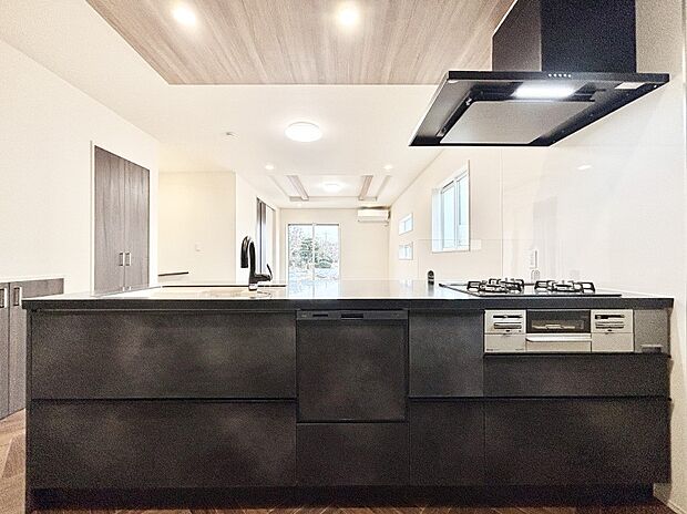 お料理を効率的に、楽しく!システムキッチン