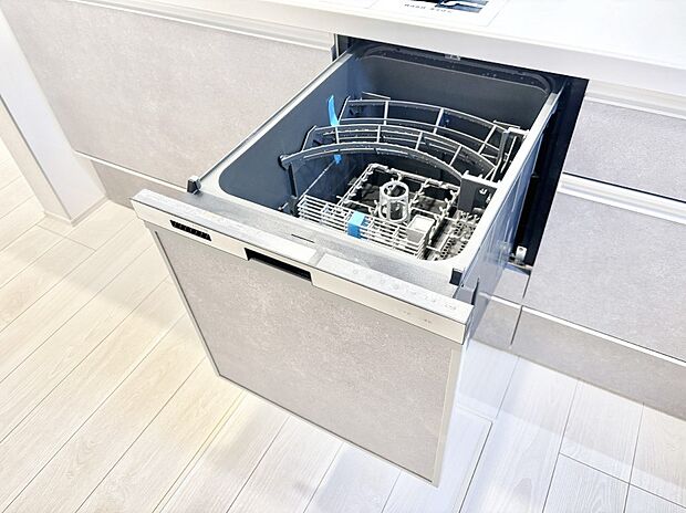 面倒なお片づけは食洗機にお任せ!家事の負担が減って、時間にも気持ちにもゆとりができます。