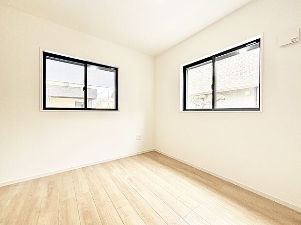 2面採光を確保した明るい空間。家族みんなが快適な暮らしを実現する設計です。