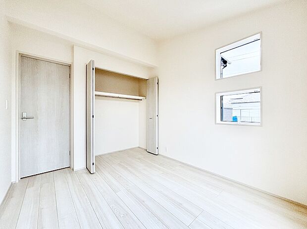 収納が充実しているので居住スペースを広々使えます