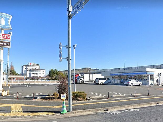 コンビニ 1123m ローソン さいたま宝来店