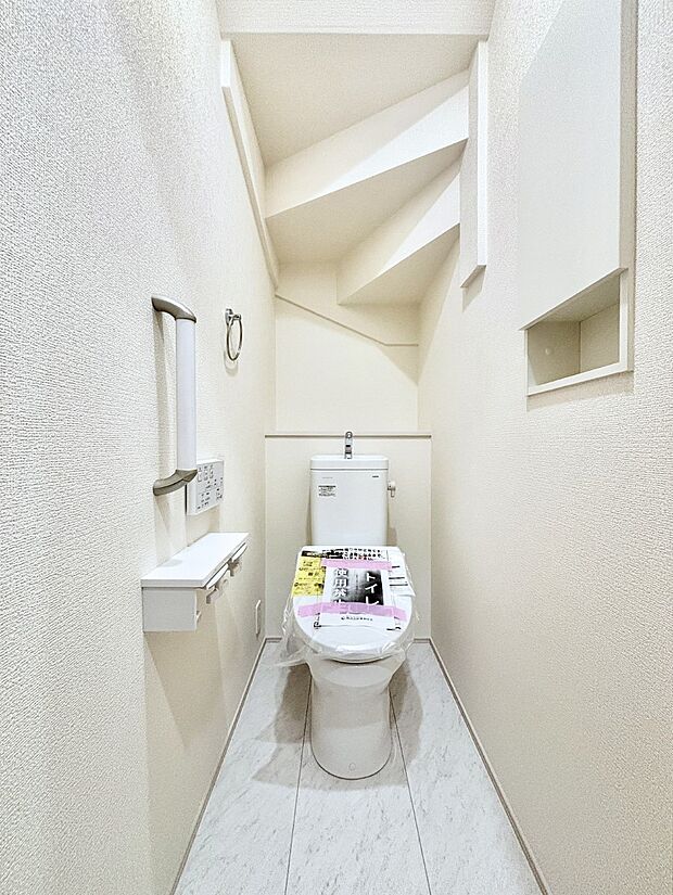 トイレは1階と2階それぞれに配置されていてとても便利です。