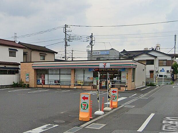 コンビニ 400m セブン-イレブン そうか公園通り店