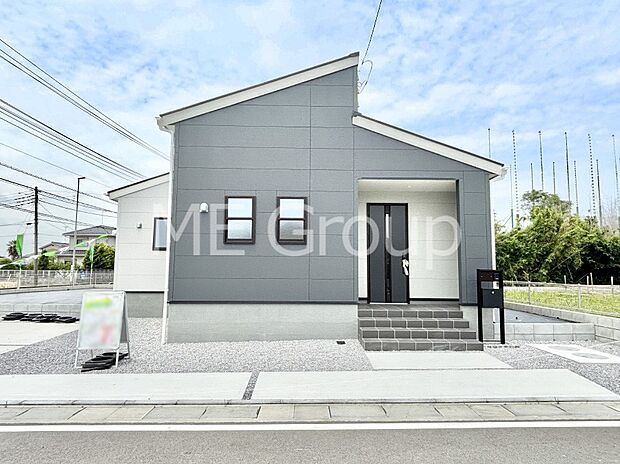 暮らしやすさと居心地の良さにこだわったシンプルで飽きのこないデザイン !