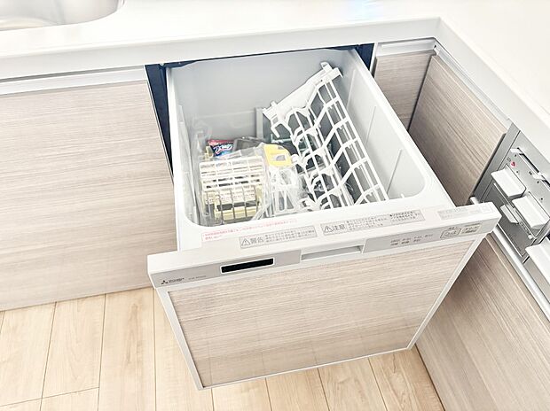 面倒なお片づけは食洗機にお任せ!家事の負担が減って、時間にも気持ちにもゆとりができます。