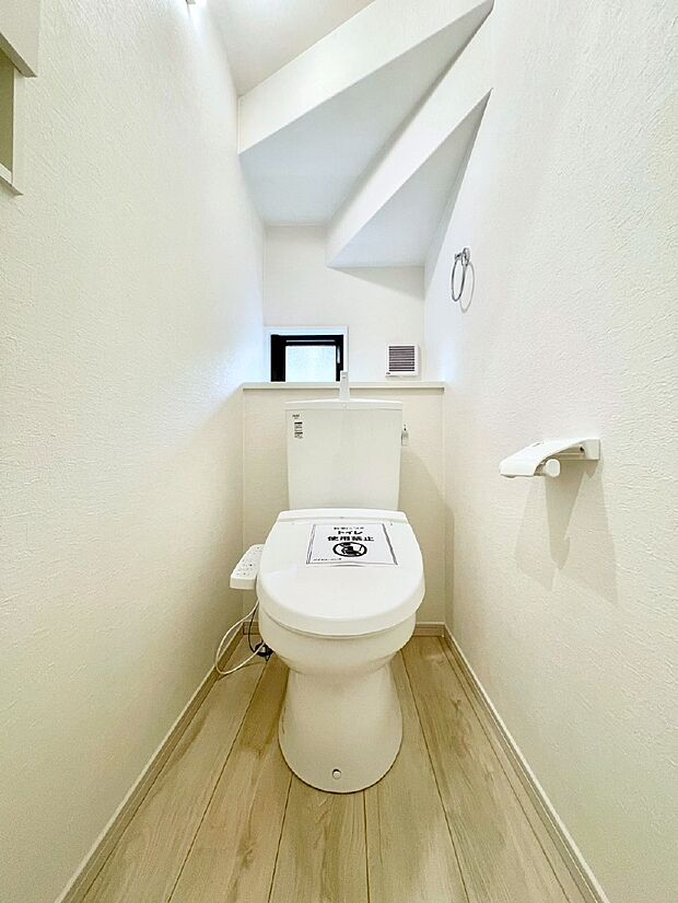 トイレは1階と2階それぞれに配置されていてとても便利です。
