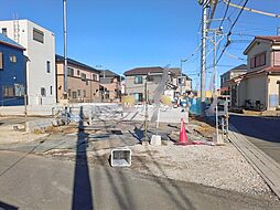 埼玉県草加市両新田西町