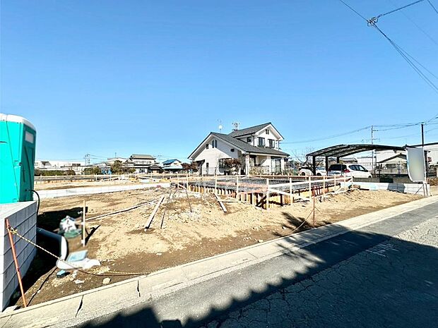 たっぷりの陽光と心地よい風が舞い込む住まい