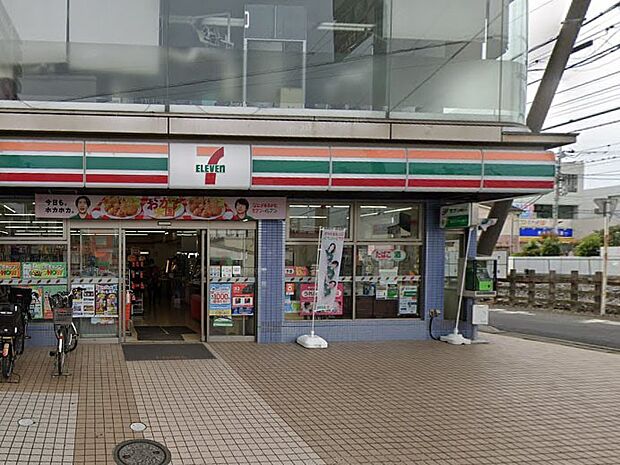 コンビニ 300m セブン-イレブン 越谷大袋駅前店