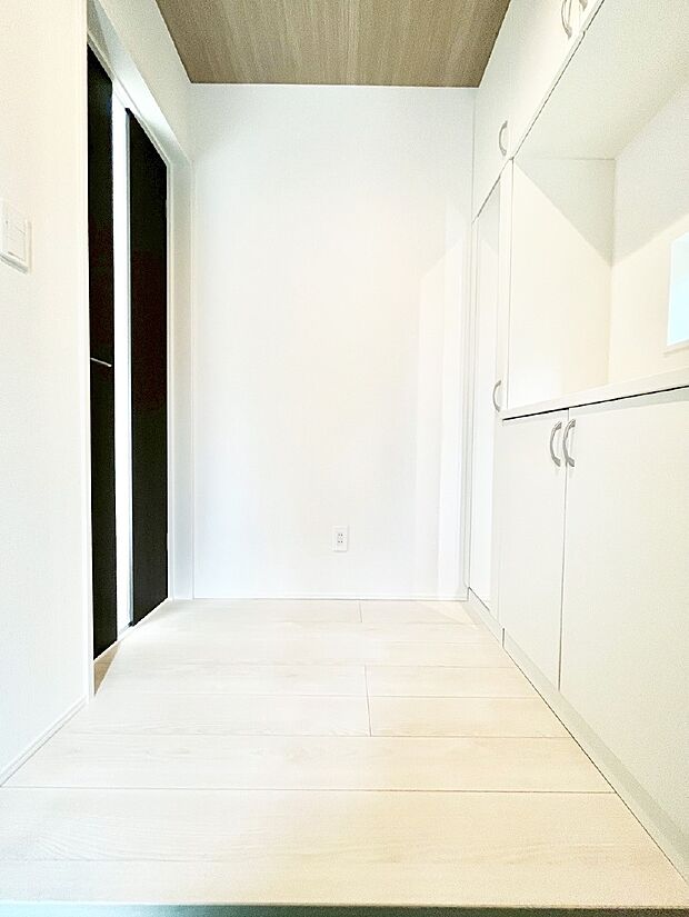 家族の帰宅やお客様をあたたかく迎える玄関