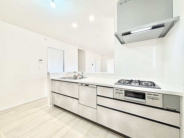 ゆとりあるキッチンではご家族と楽しくお料理ができます。