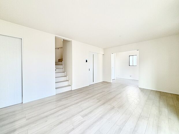 リビング階段が家族の笑顔と会話をつないでくれます