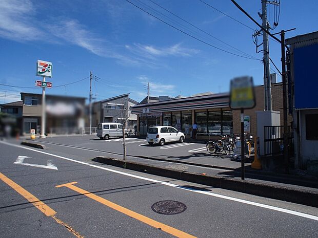 コンビニ 200m セブン-イレブン さいたま栄和2丁目店