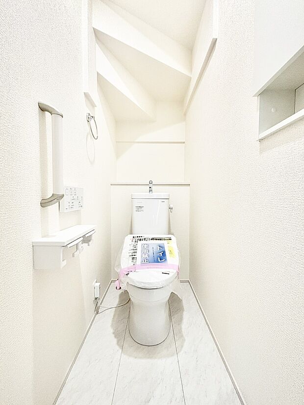 トイレは1階と2階それぞれに配置されていてとても便利です。