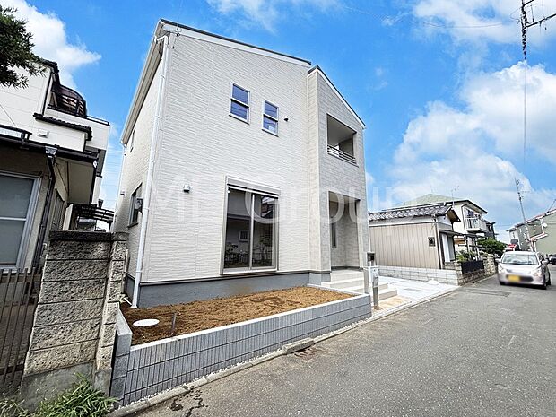 溢れる陽光でご家族の笑顔も輝く