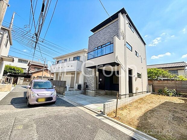 たっぷりの陽光と開放感に包まれる明るい住まい