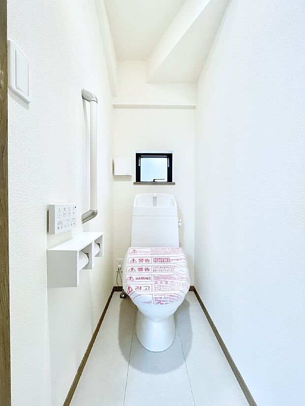 ウォシュレット付きトイレが1階と2階それぞれに配置されていてとても便利です。 