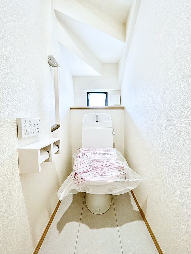 ウォシュレット付きトイレが1階と2階それぞれに配置されていてとても便利です。