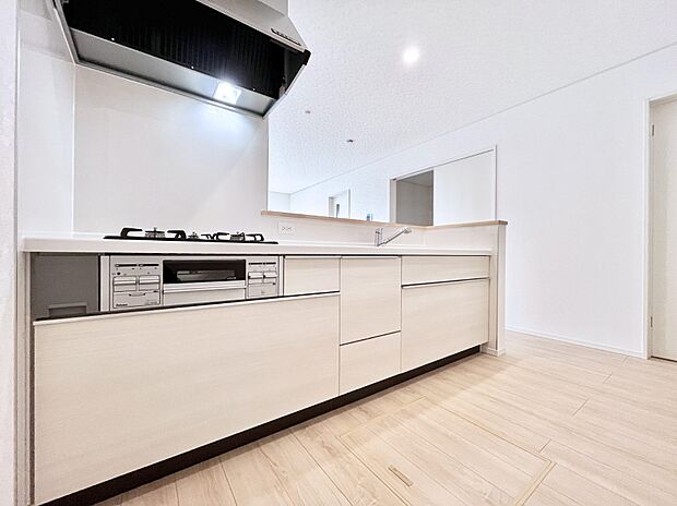 ゆとりあるキッチンではご家族と楽しくお料理ができます。