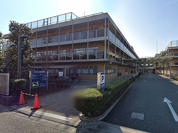 病院 87m 大泉病院