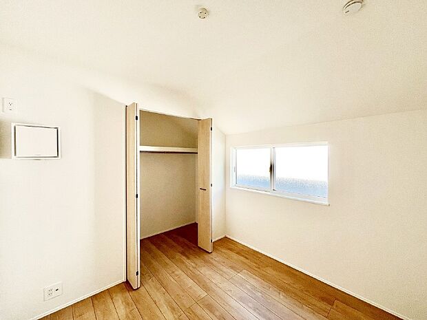 爽やかな日差しがお部屋全体を優しく包み込んでくれます