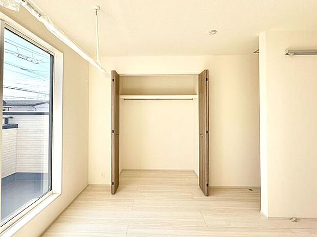 たっぷりの収納スペースで快適に暮らせそう