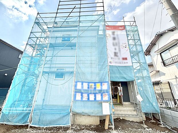 溢れる陽光でご家族の笑顔も輝く