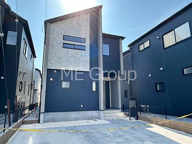 たっぷりの陽光と心地よい風が舞い込む住まい