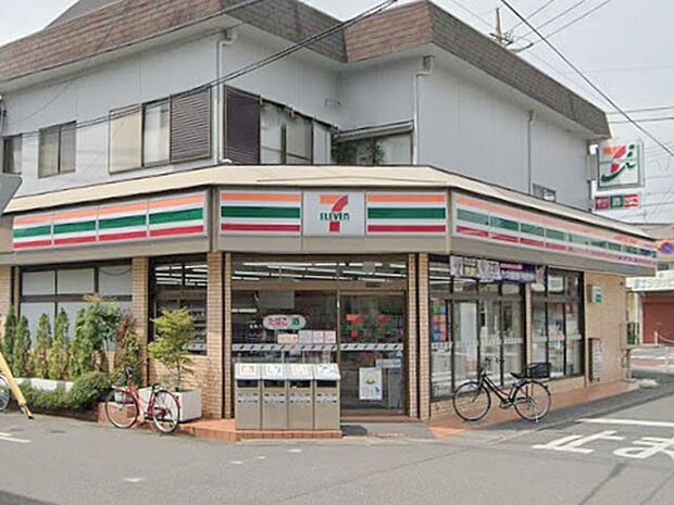 コンビニ 300m セブン-イレブン南越谷店