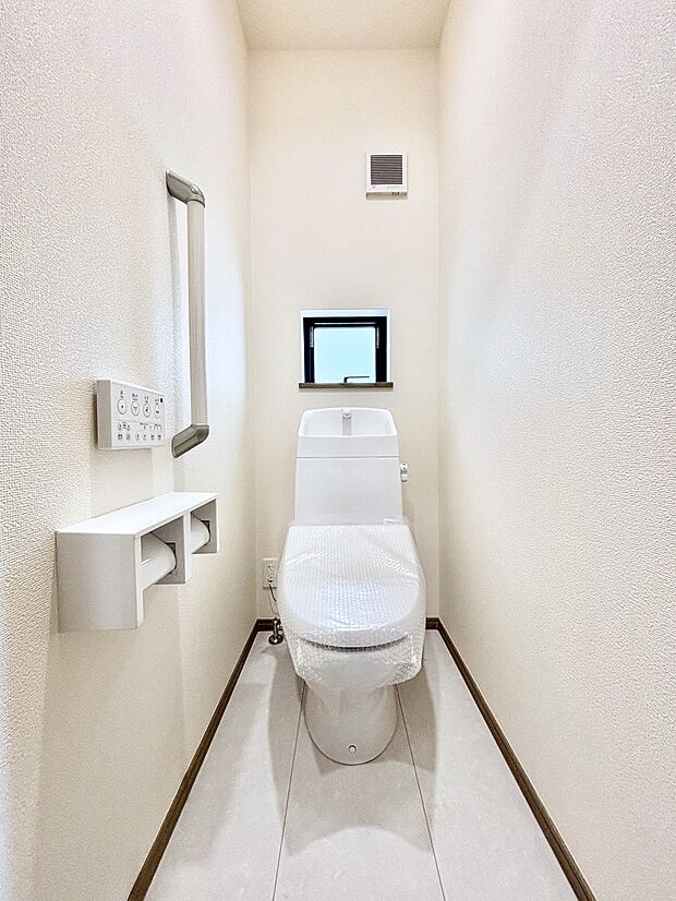 トイレは1階と2階それぞれに配置されていてとても便利です。