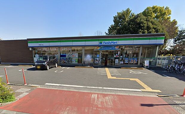コンビニ 500m ファミリーマート 蕨塚越三丁目店