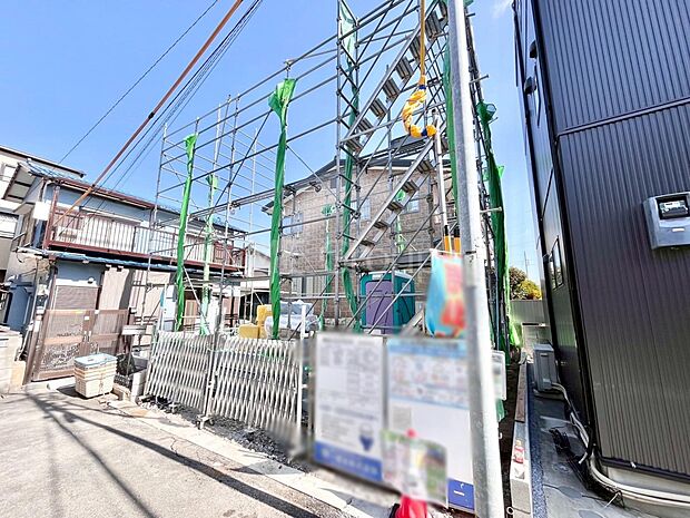 洗練された外観、上質な住空間が広がる室内は永く安心して過ごせる住居です。