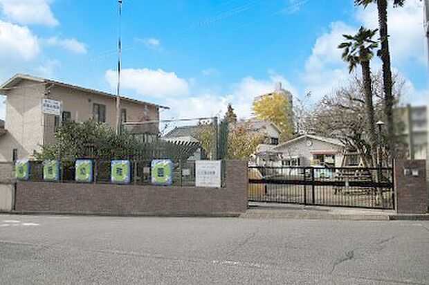 幼稚園・保育園 1300m 初雁幼稚園