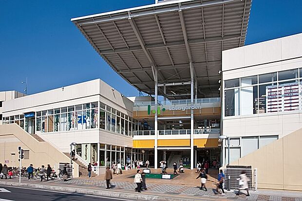 スーパー 600m ヤオコー ララガーデン春日部店