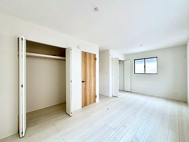 将来は2部屋にすることもできますね。お年頃になったら夢の個室にチェンジ！